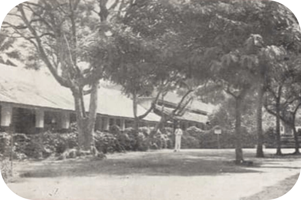 Sackoba Primary School In The 1970s 02